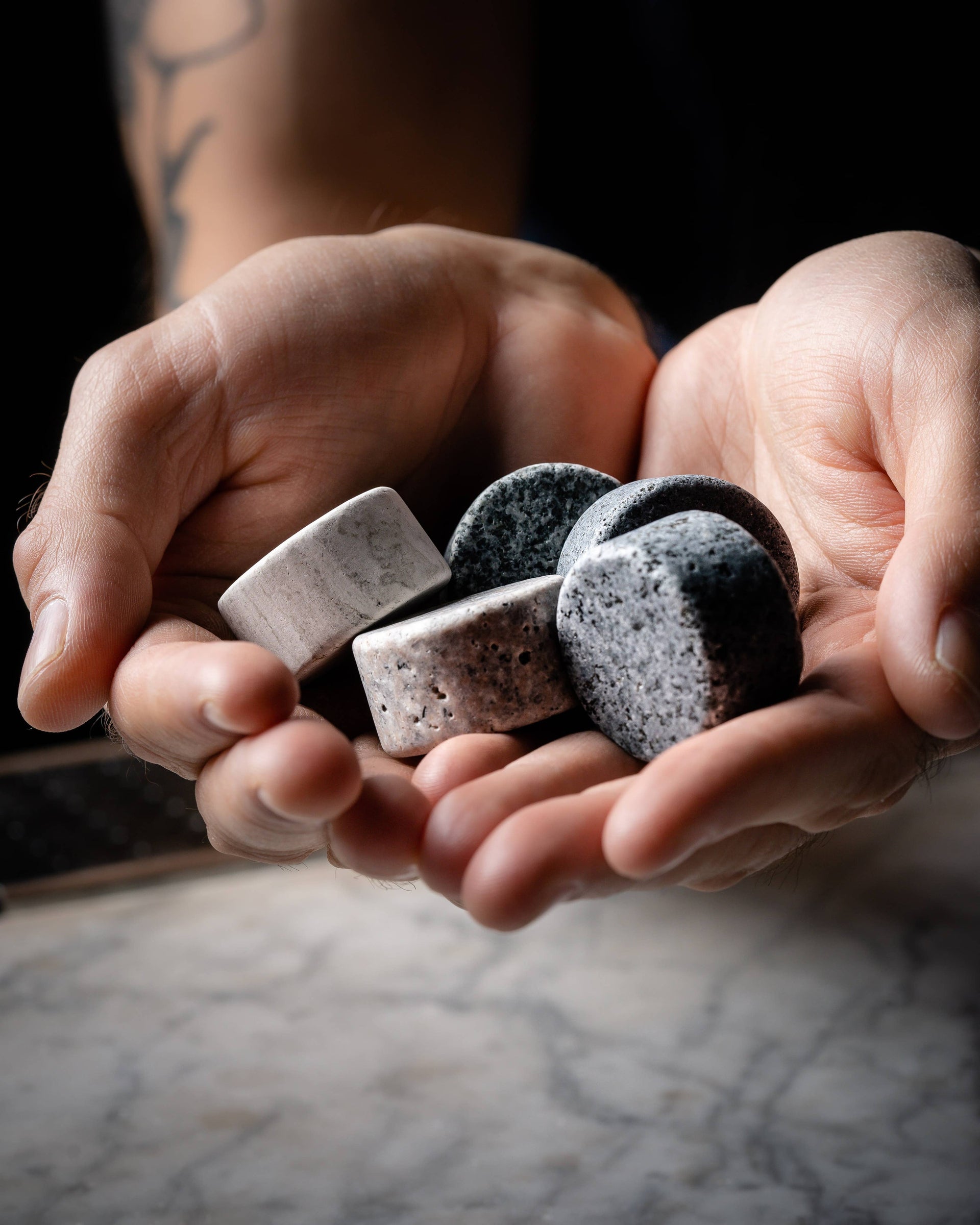 ROCKS Whiskey Chilling Stones - The Original Rocks Whiskey Chilling Stoneso