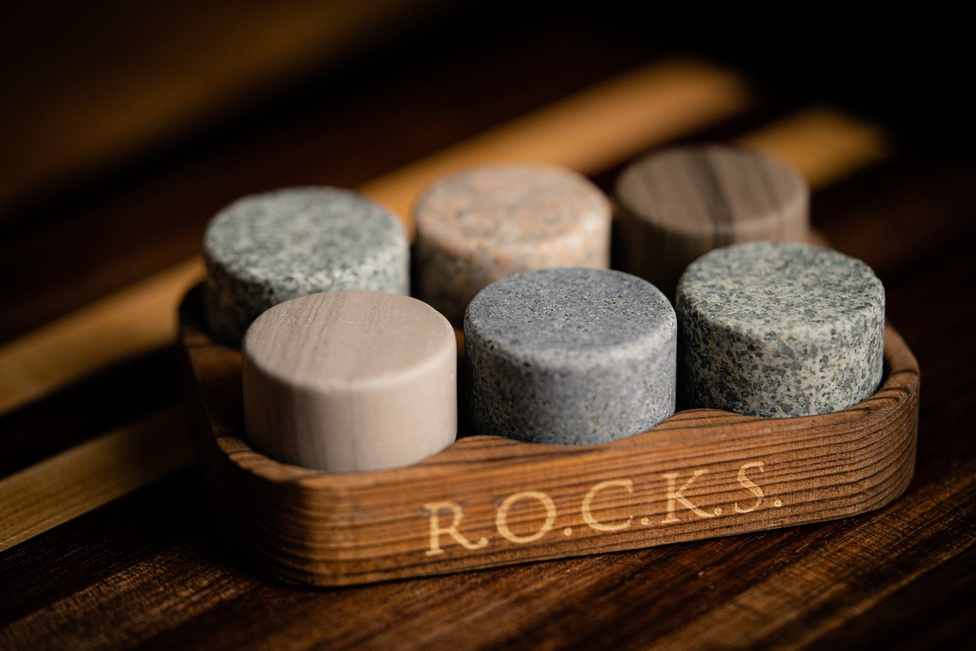 ROCKS Whiskey Chilling Stones - The Original Rocks Whiskey Chilling Stoneso
