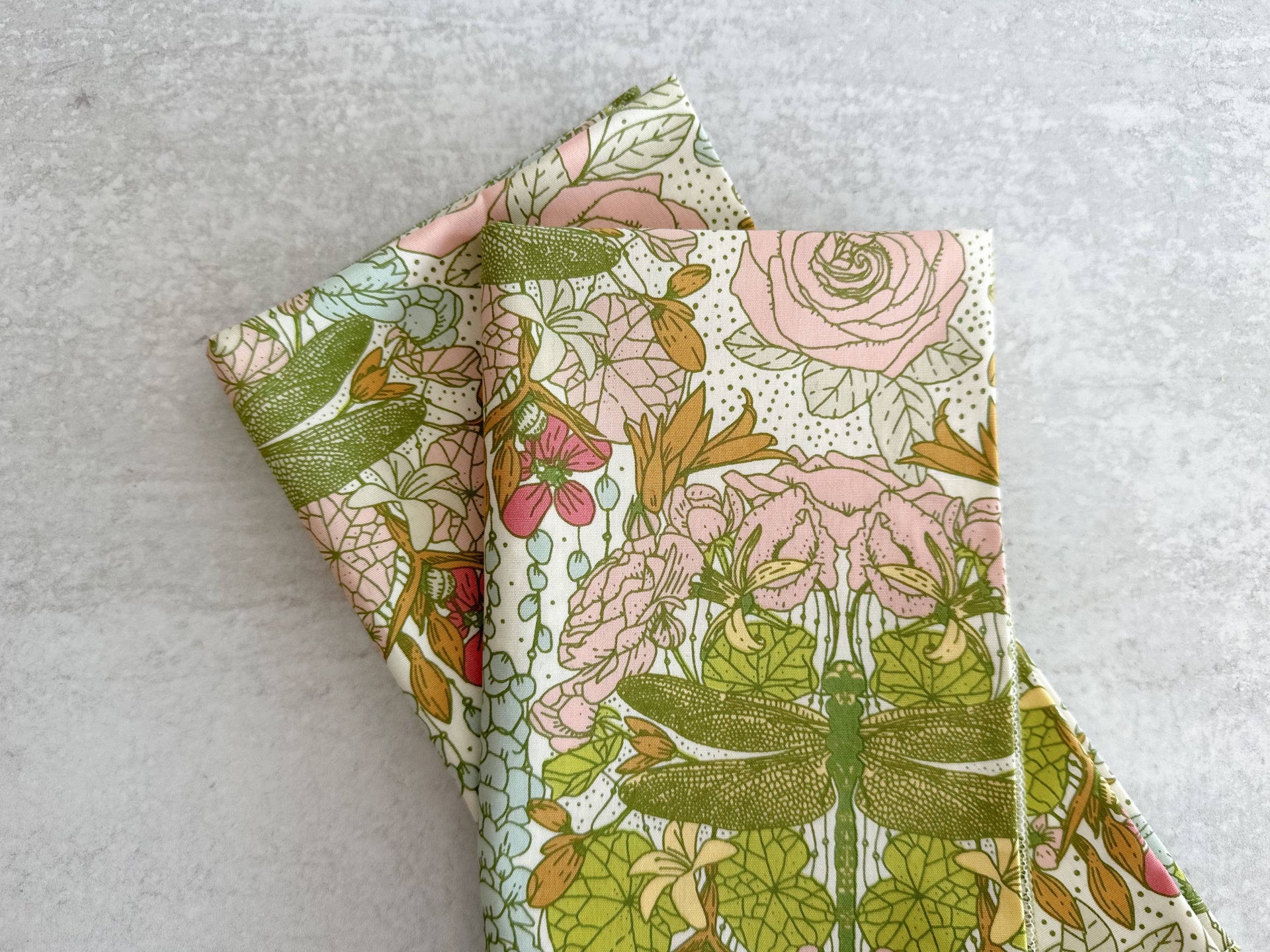 Dragonfly Garden Cloth Napkins, set of four: Everyday