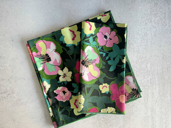 Dot and Army - Flower Bloom Cloth Napkins, set of four