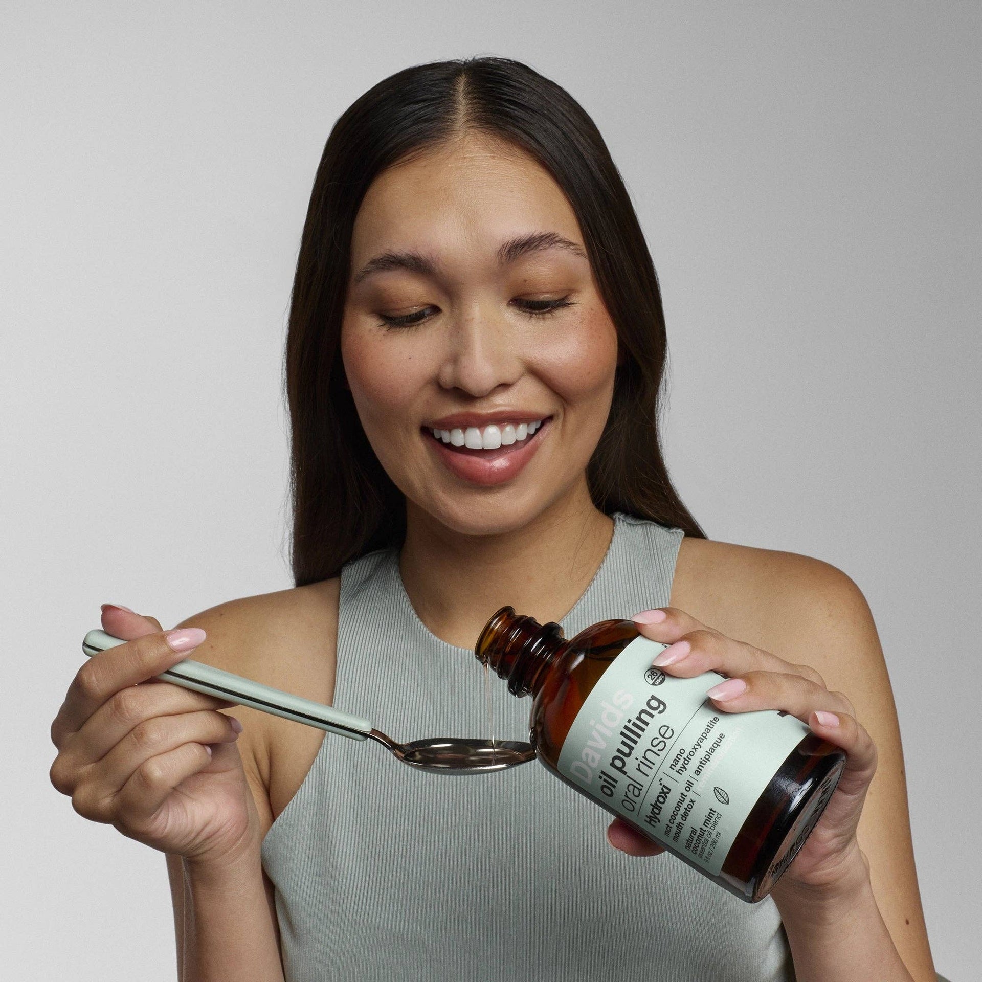 Davids Natural Toothpaste - Davids Hydroxi™ oil pulling oral rinse w/ nano hydroxyapatite / 9oz