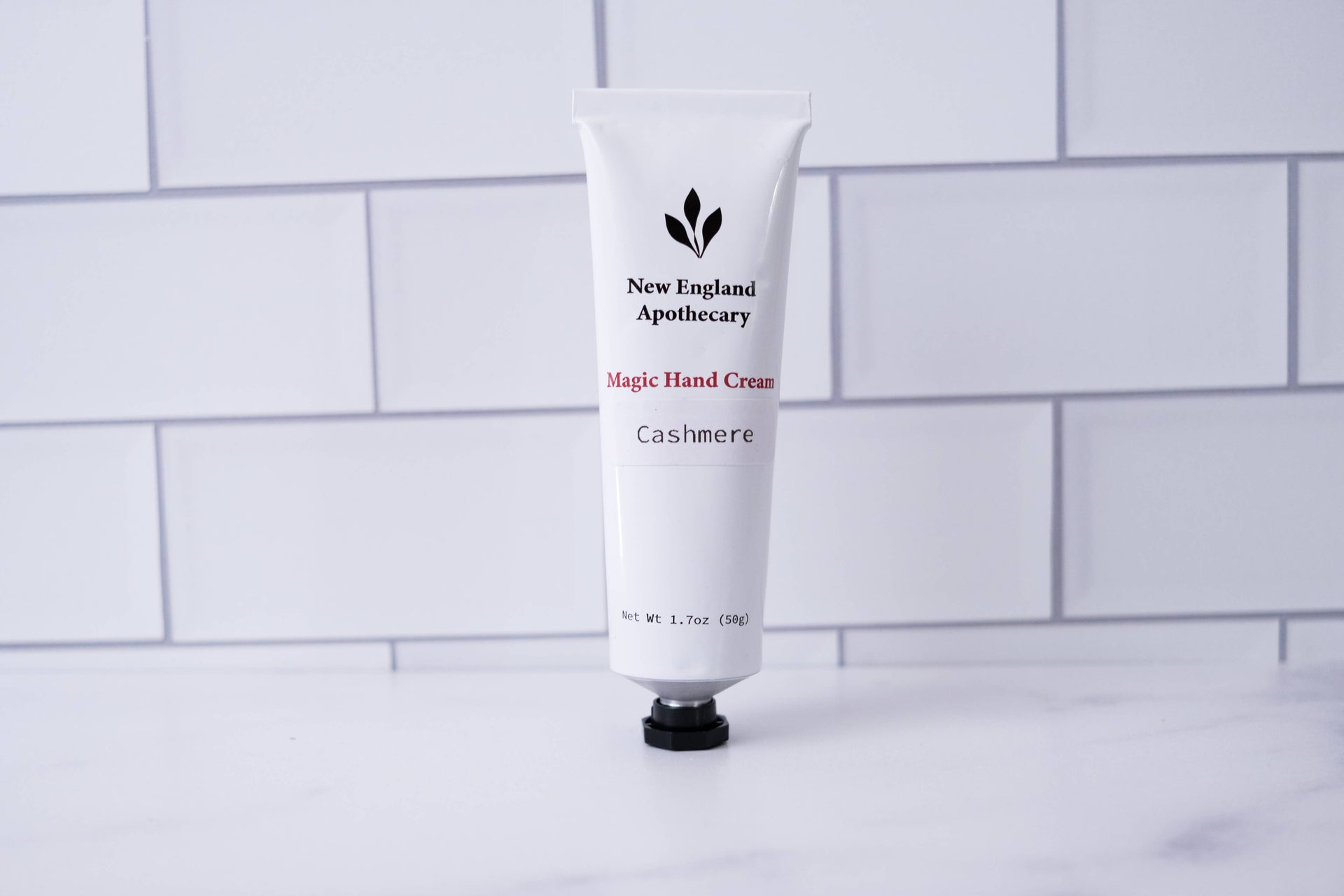 New England Apothecary - Magic Hand Cream - for dry skin