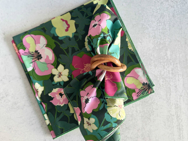 Dot and Army - Flower Bloom Cloth Napkins, set of four