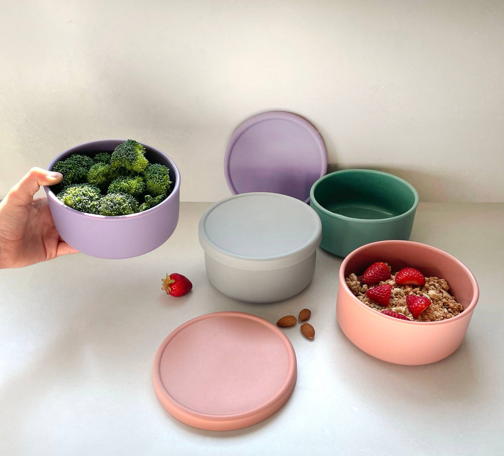 Silicone Food Storage large Bowl with Lid