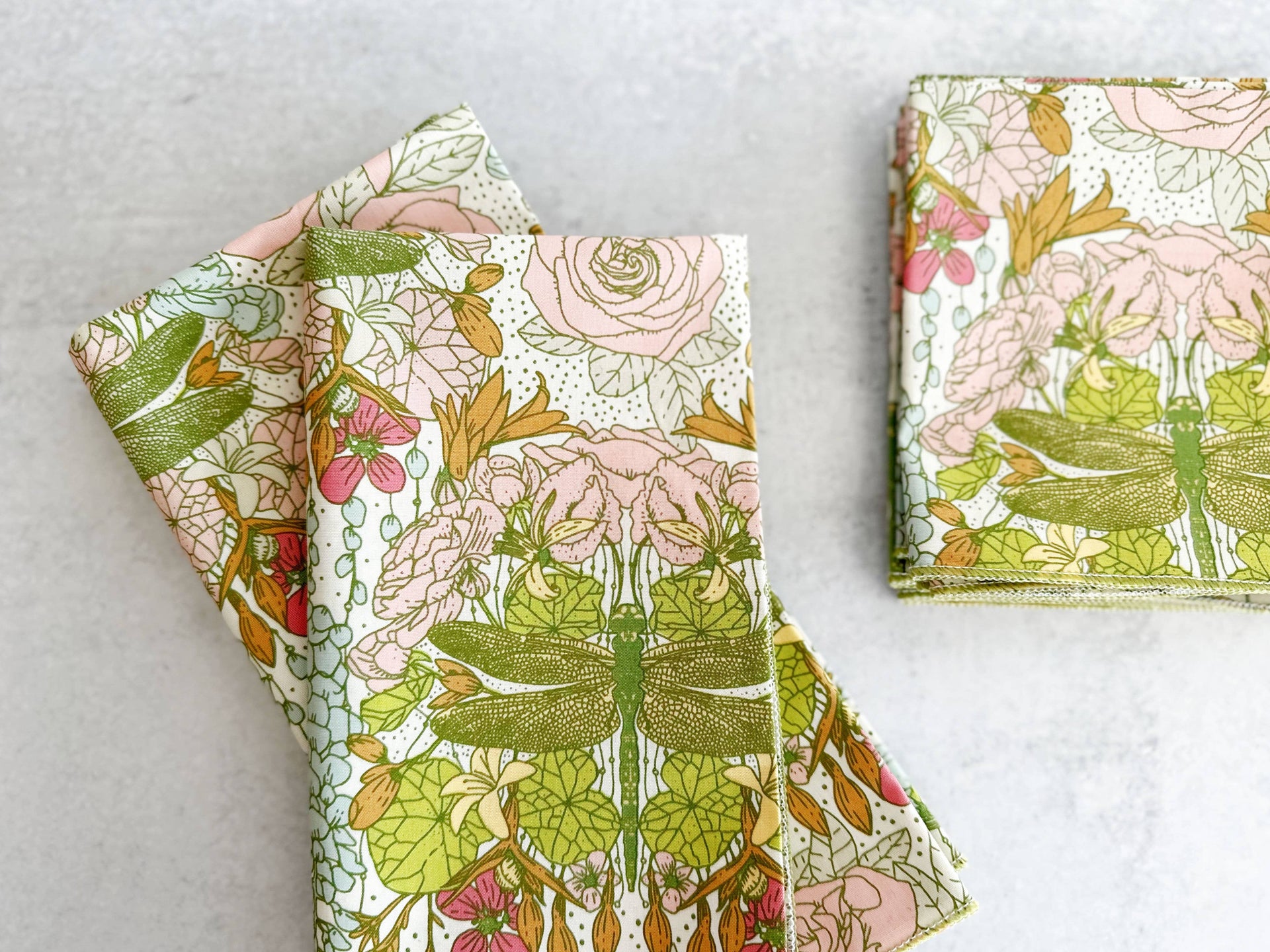 Dragonfly Garden Cloth Napkins, set of four: Everyday