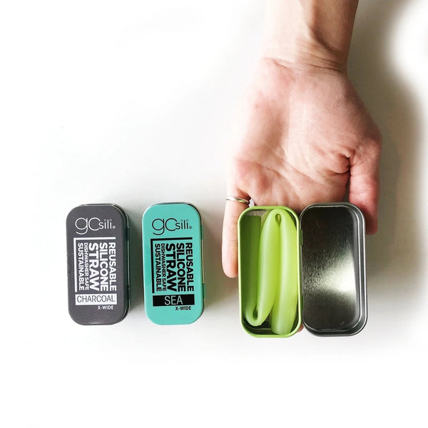 Reusable Silicon Straws in storage tin